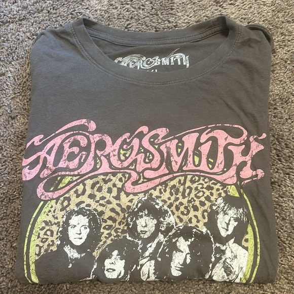 ✨Aero smith tee✨ - Picture 2 of 3